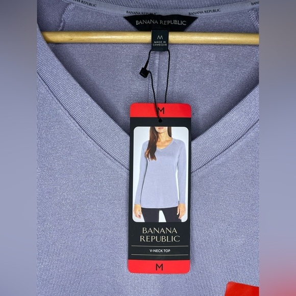 Banana Republic V-Neck Blouse New With Tags Womens Medium - Picture 8 of 8